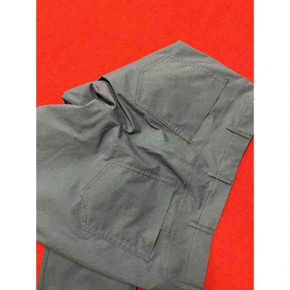 Men's Athletic Fit Tech Pants Public Rec, Size 36x34 - Picture 5 of 9